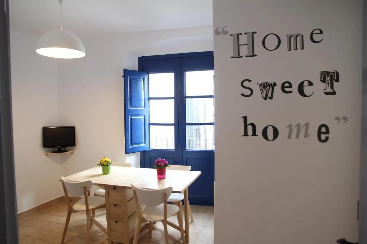Apartament - Compartir contacts