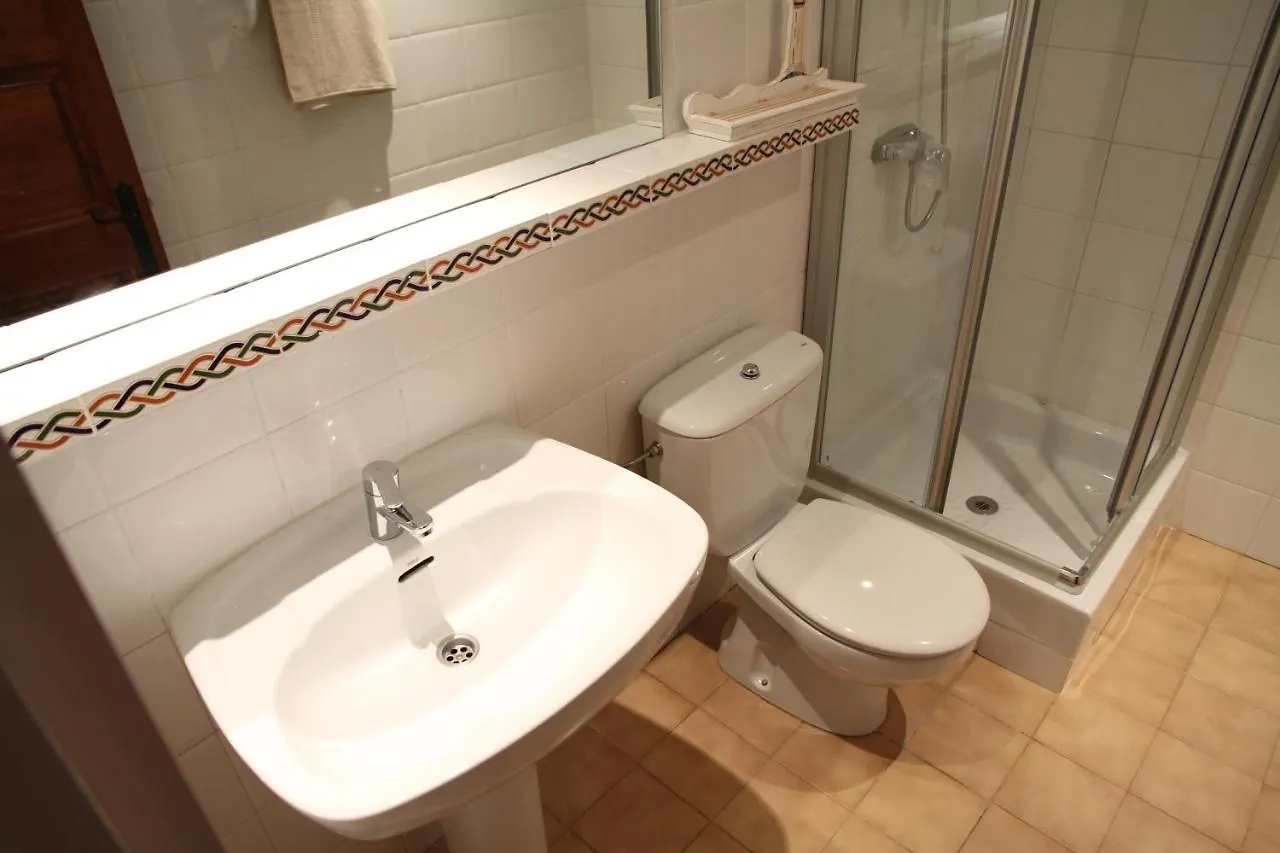 Apartment Apartament - Compartir Cadaques